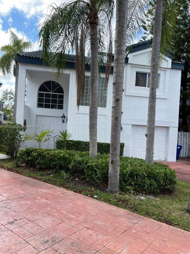 Foto del edificio - 202 NE 211th Ter