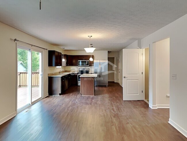 Building Photo - 718 Rolling Acres Drive