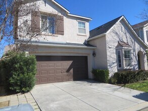 Building Photo - 1717 Glen Dunbar Ln
