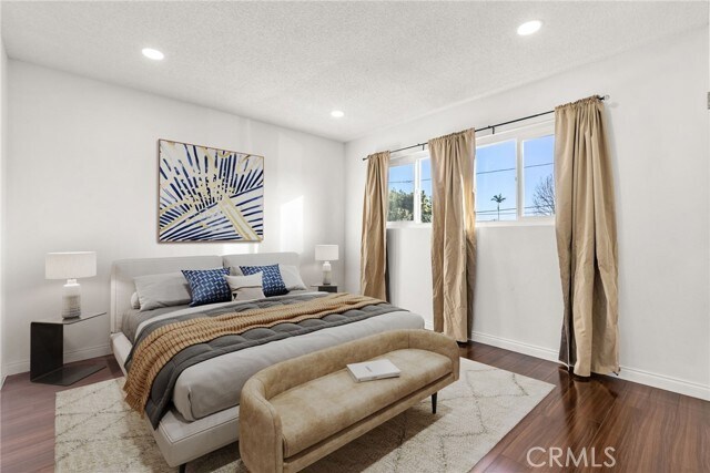 Foto del edificio - 14730 Normandie Ave