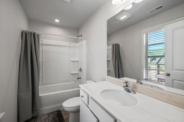 Foto del edificio - 3567 Hidden Valley Cir