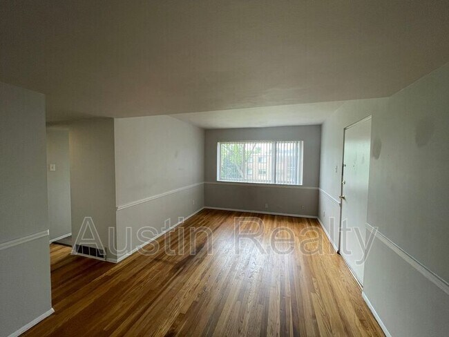 Foto del edificio - 9101 Olive Blvd