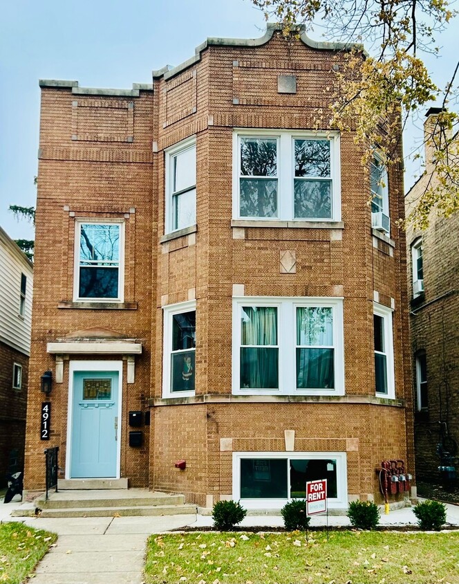 Foto principal - 4912 N Mason Ave