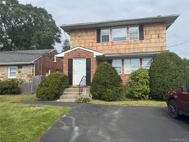 Foto del edificio - 6 Tredwell Ave