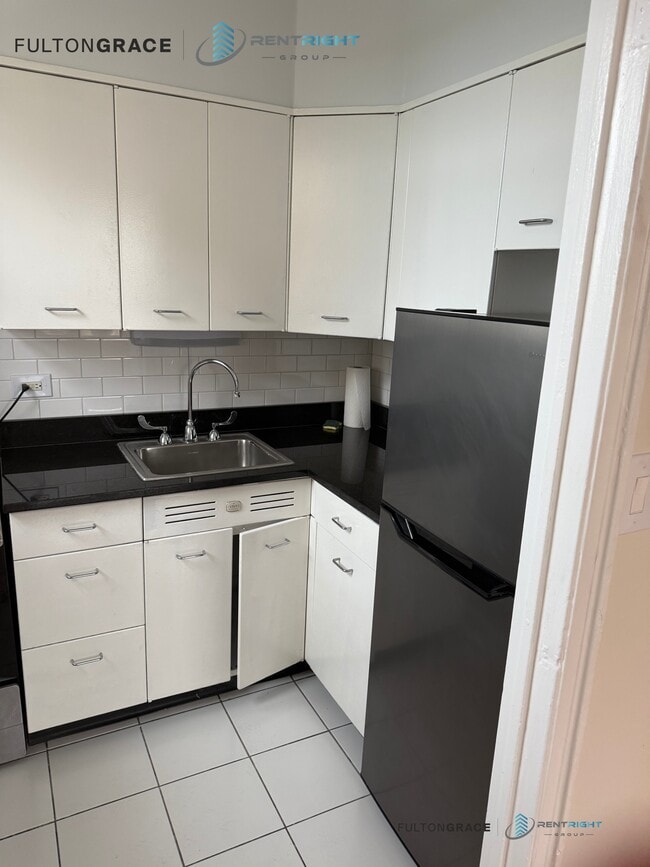 Foto del edificio - 534 W Stratford Pl