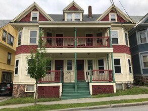 Building Photo - 8 Bradley St