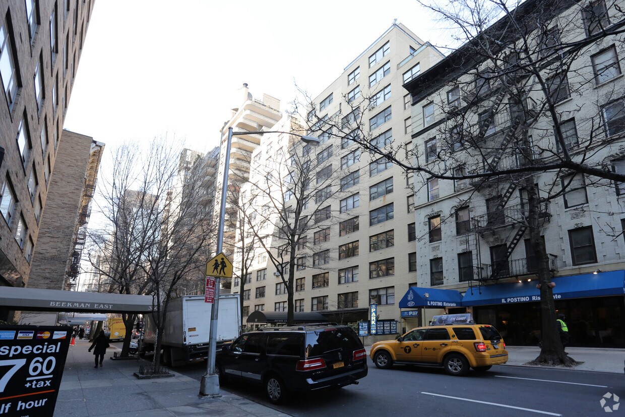 Foto principal - 342 East 49th st