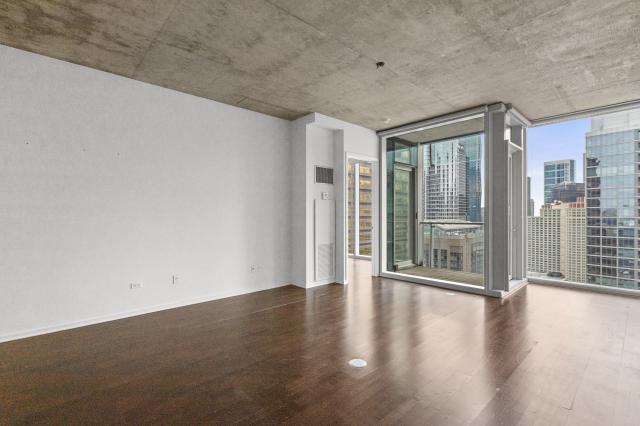 Building Photo - 1 bedroom in Chicago IL 60611