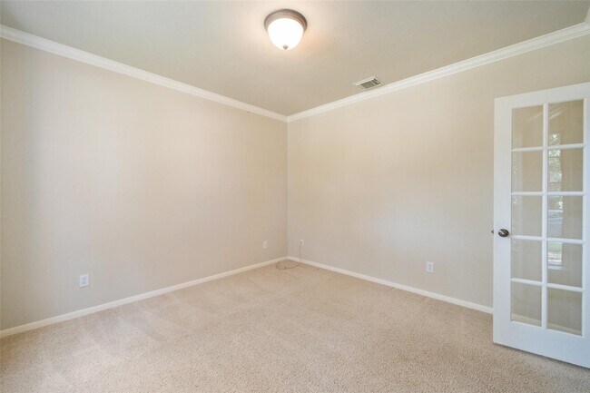 Building Photo - 8811 Sun Haven Ln