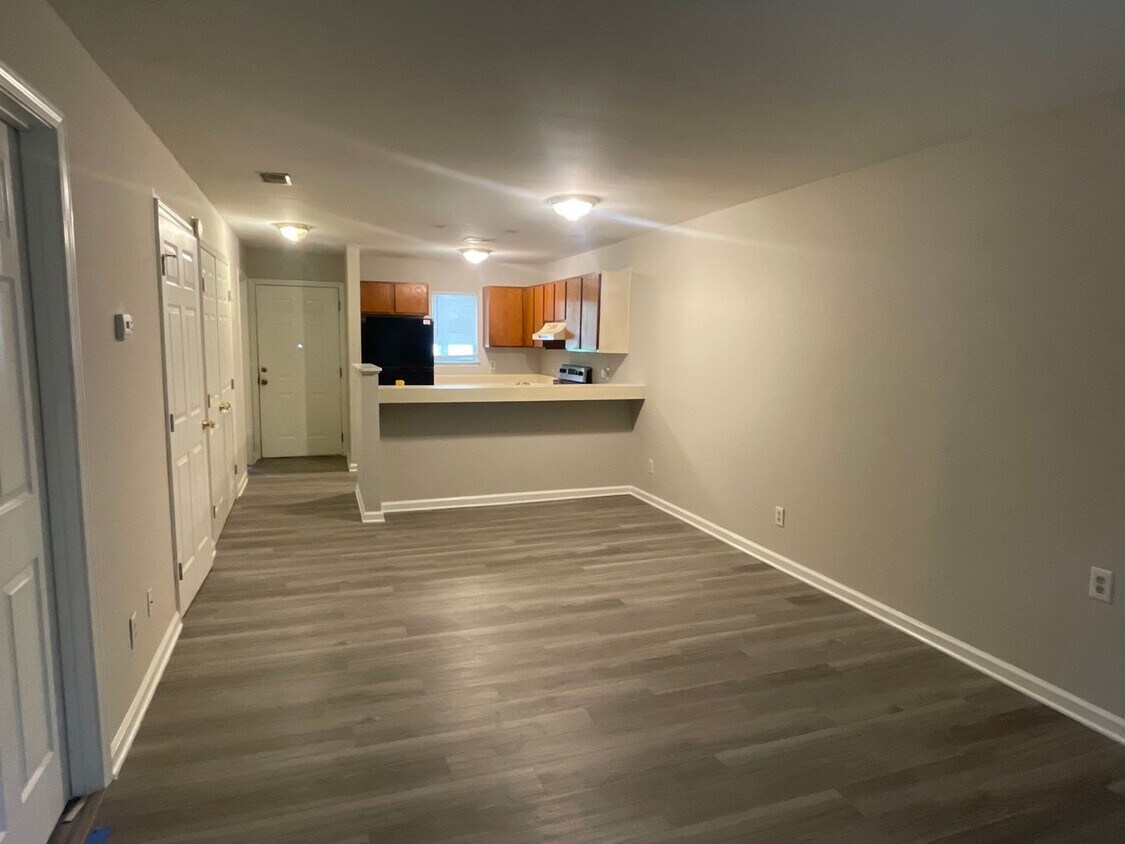 Primary Photo - Two bedroom two bathroom Condo in Eagles P...