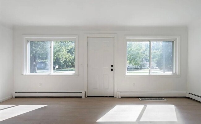 Foto del edificio - Beautiful 3 Bedroom Mentor Home