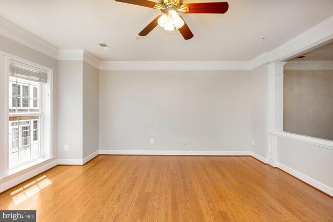 Building Photo - 2337 Brookmoor Ln