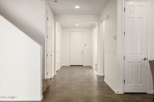 Building Photo - 5429 S Luiseno Blvd