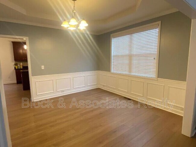 Building Photo - 2916 Chatelaine Pl