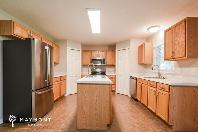 Foto del edificio - 350 Lake Shepard Dr