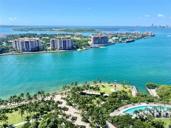 Foto del edificio - 300 South Pointe Dr