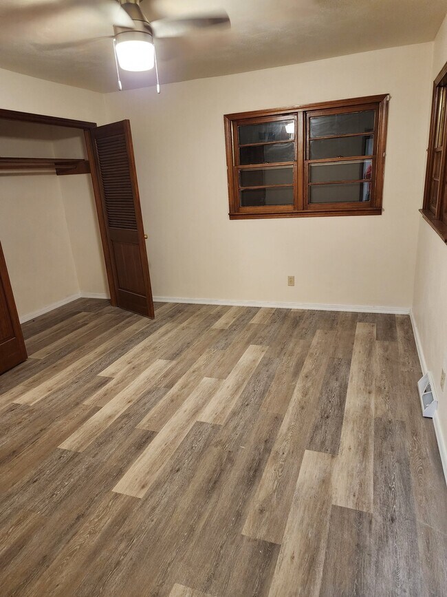 Foto del edificio - 511 Roland St