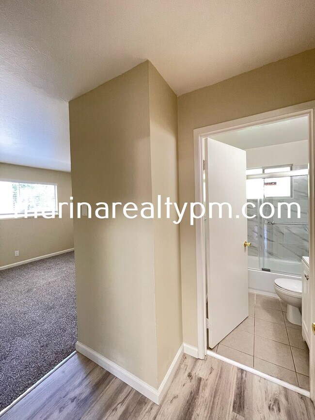 Building Photo - Spacious 1 bedroom near Mare Island & Vall...