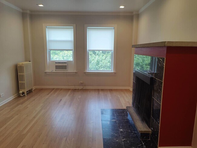 Foto del edificio - 5135 S Kenwood Ave