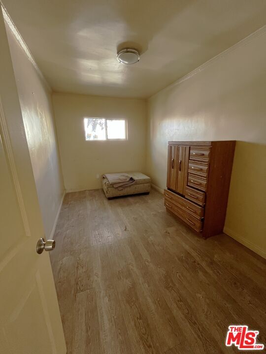 Foto del edificio - 1058 W 42nd Pl