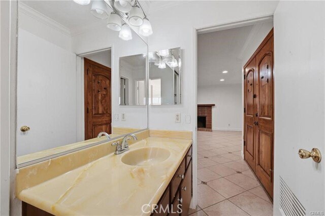 Foto del edificio - 937 N Greenpark Ave