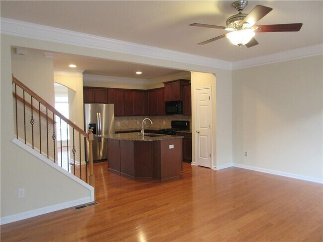 Building Photo - 6074 Kentons Ln