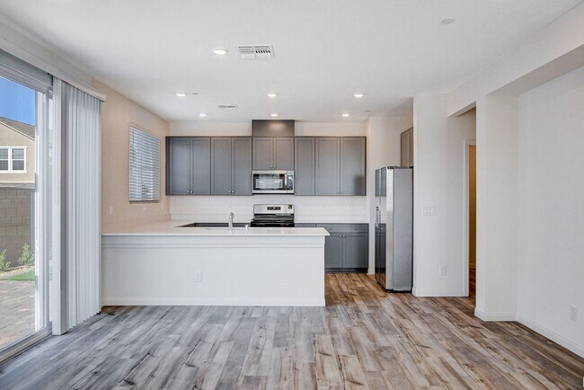 Building Photo - 3 bedroom Home in Inspirada!