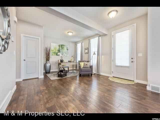 Building Photo - 10512 S Split Rock Dr