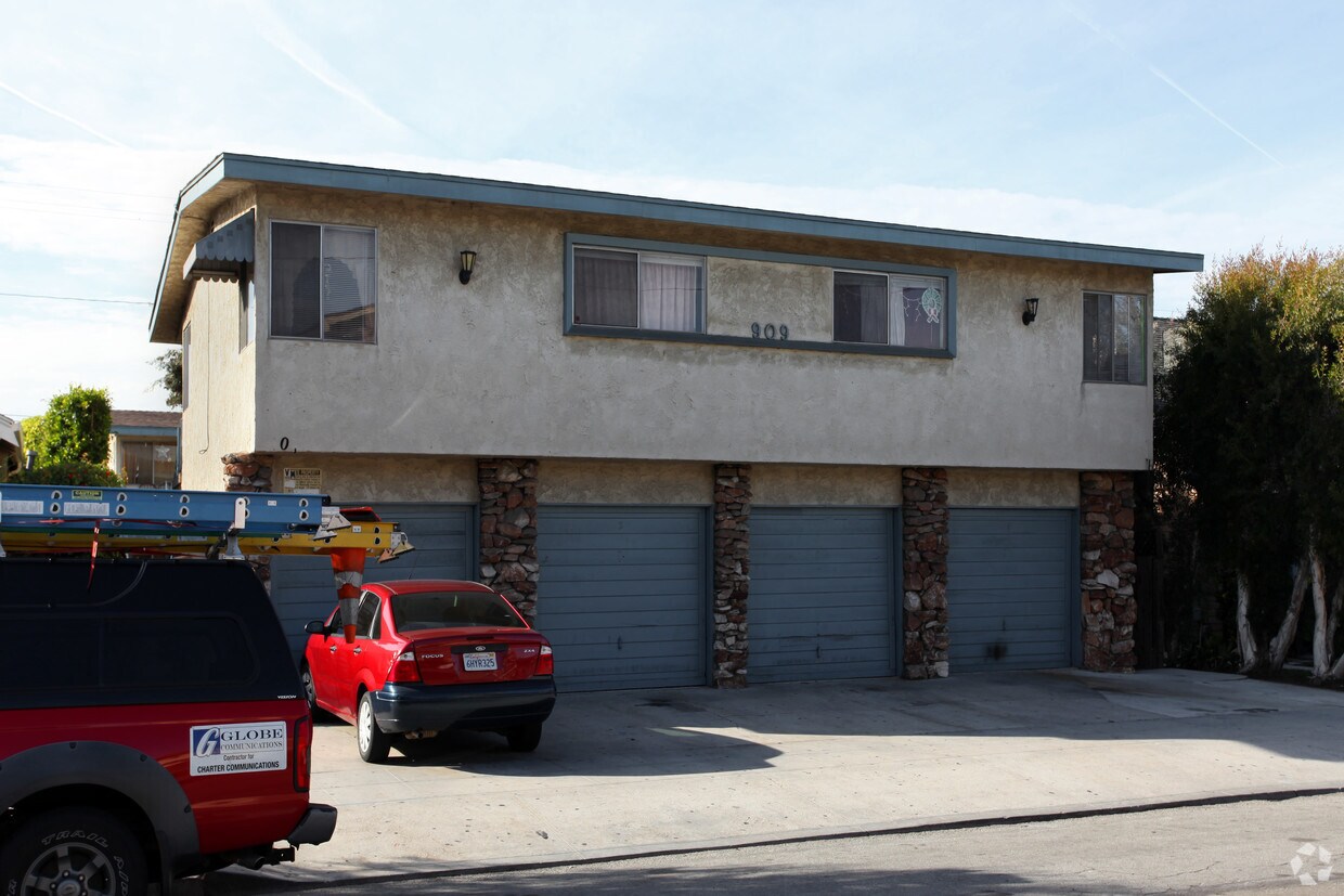 Primary Photo - 909 Orizaba Ave