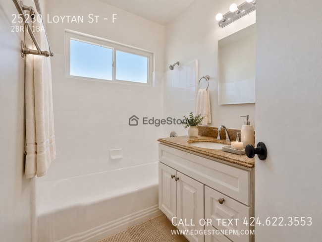 Building Photo - 25230 Loytan St