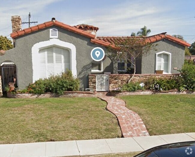 Building Photo - 7530 Dalton Ave