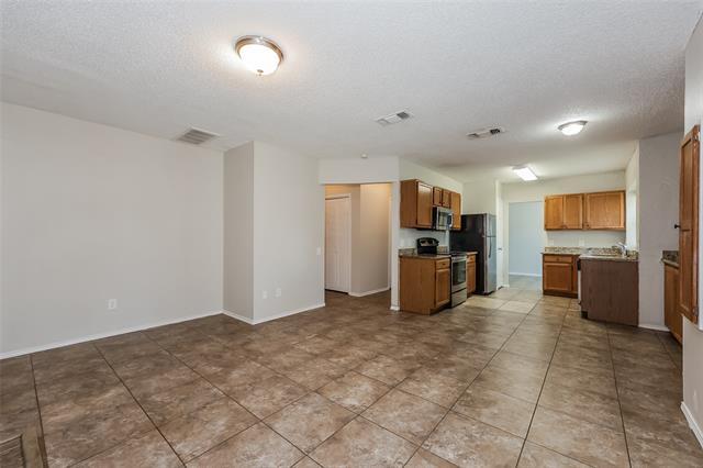 Building Photo - 3705 Huckleberry Dr