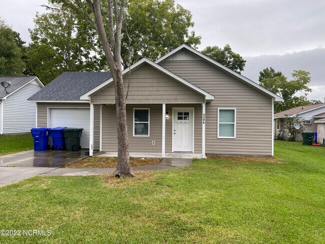 Foto del edificio - 3396 East Railroad Boulevard