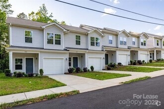 Building Photo - 204 S Bell Ave