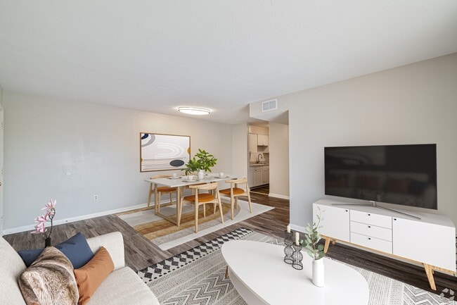 Building Photo - Blue Ridge Apartments