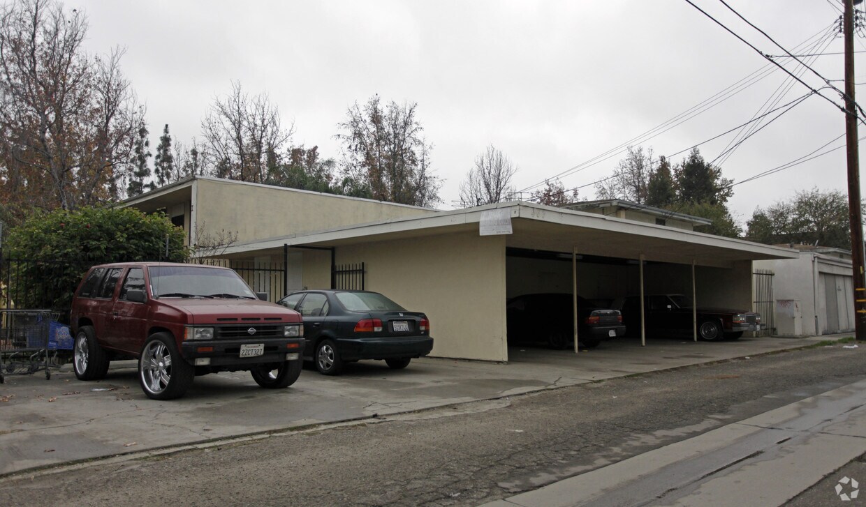 Building Photo - Starlite Apartments