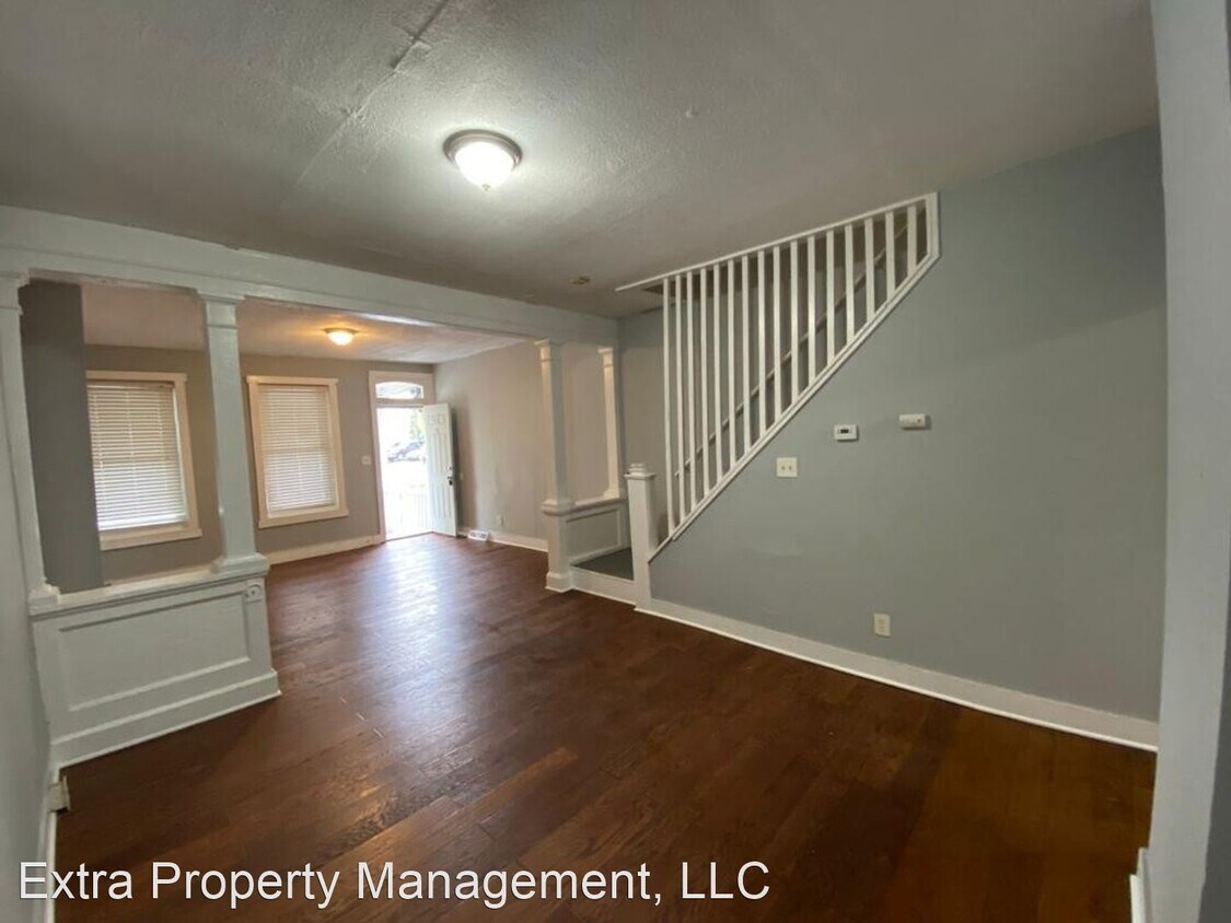 Primary Photo - 3 br, 1 bath House - 31 S Logan Ave
