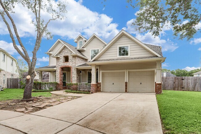 Building Photo - 10410 Five Oaks Ct