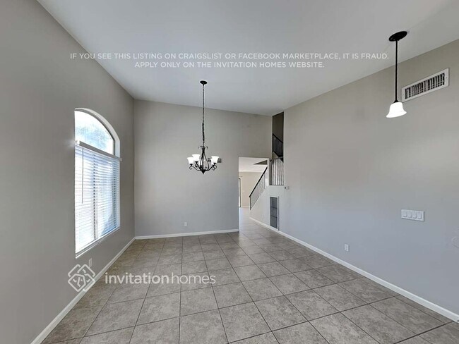 Foto del edificio - 12319 W Medlock Dr