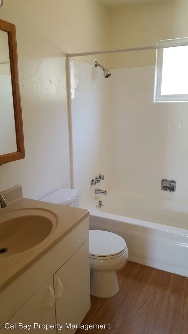 Building Photo - 1 br, 1 bath Apartment - 923 Tamarack Lane