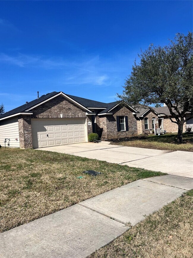 Foto del edificio - 2071 Midlane Drive