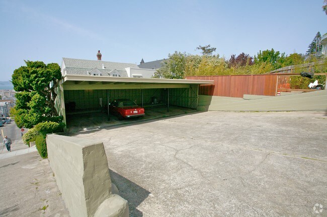  - 2296-2298 Vallejo St