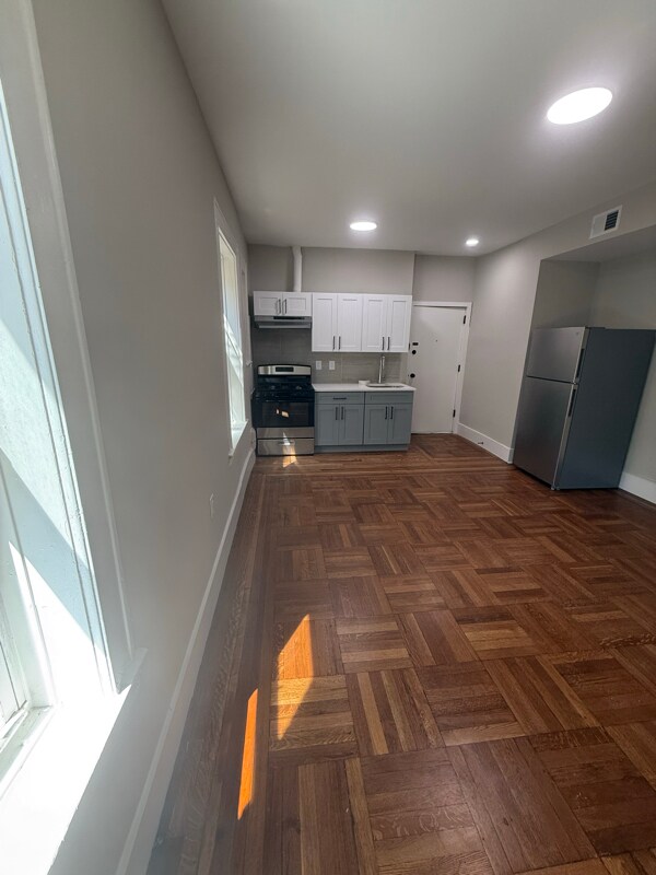 Foto del edificio - 515 W 7th St