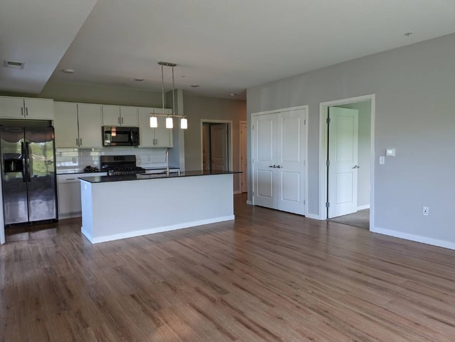 Building Photo - 2180 State Hwy 13