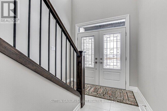 Building Photo - 123 Foxborough Pl