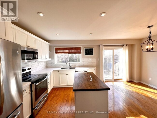 Photo du bâtiment - 1559 Parish Ln