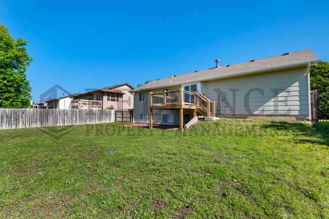 Foto del edificio - 1318 N Aksarben Ct