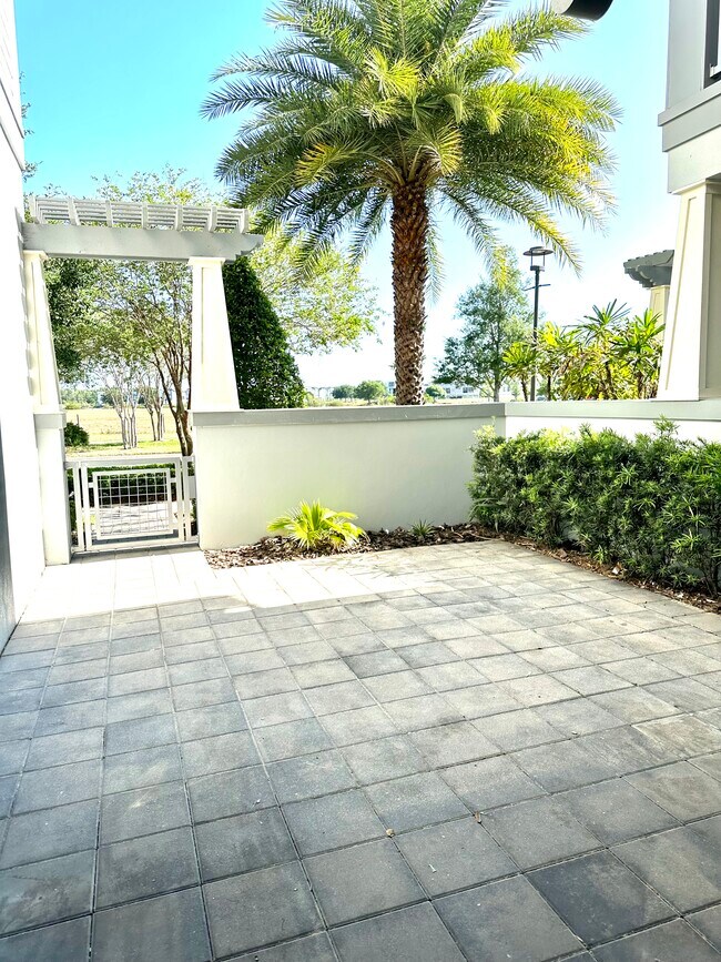 8214 Tavistock Lakes Blvd, Orlando, FL 32827 Townhome Rentals in Orlando FL