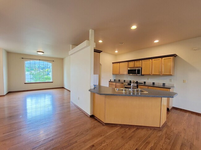 Building Photo - South Richland Rambler for Rent