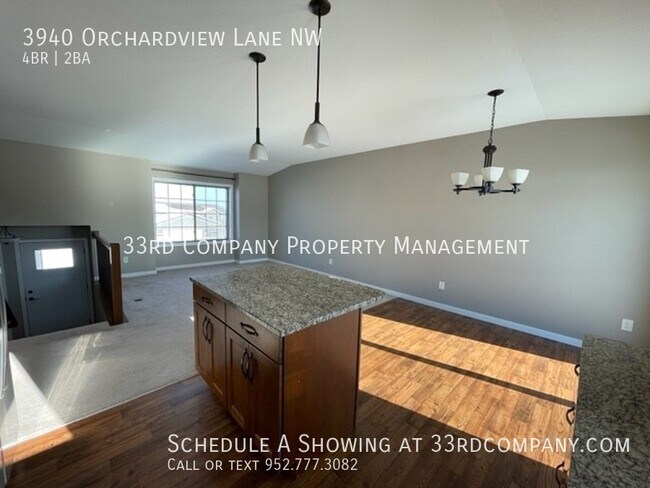 Foto del edificio - 3940 Orchardview Ln NW